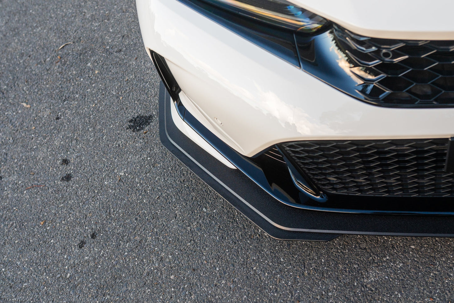 Flow Designs FL5 Civic Type R Front Lip Splitter Extensions (Pair)