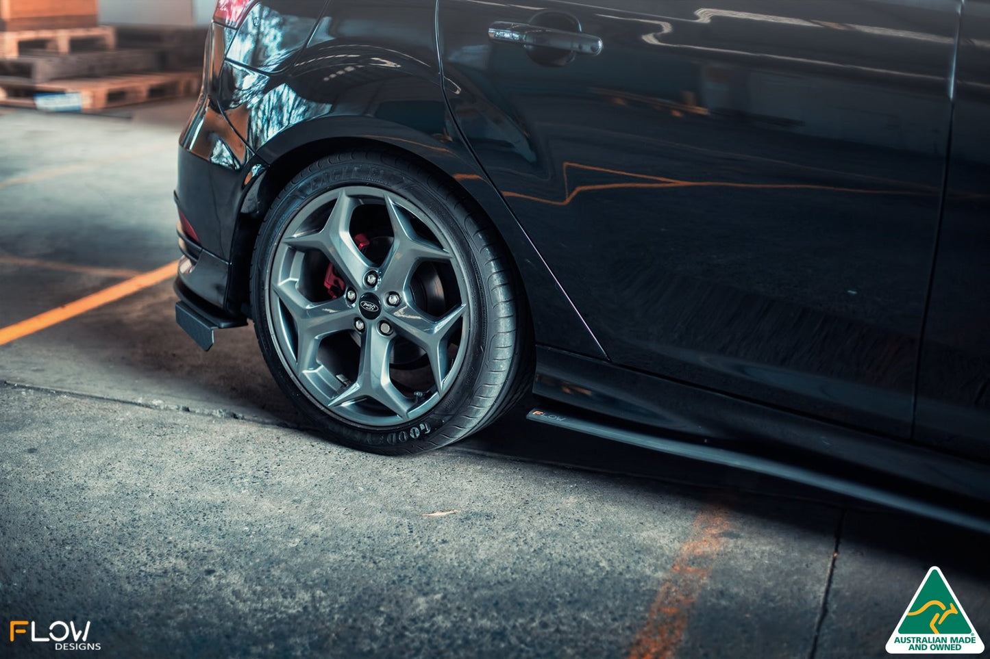 Flow Designs MK3.5 Focus ST (Facelift) Side Skirt Splitters (Pair)