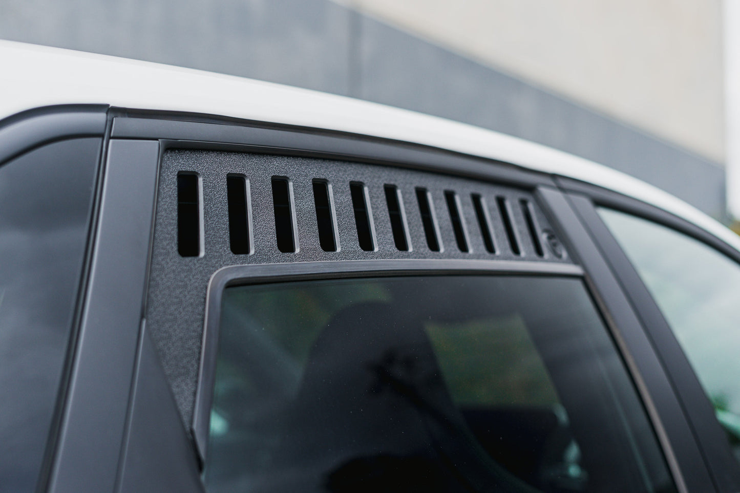 Flow Designs Hyundai i30N Hatch PDE V6 FL2 2025 Rear Window Vents (Pair)