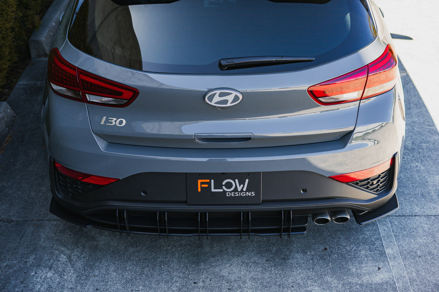 Flow Designs DEMO STOCK - i30N-Line Hatch PDe.V6 FL 2024+ Rear Spats (Pair) - GLOSS BLACK