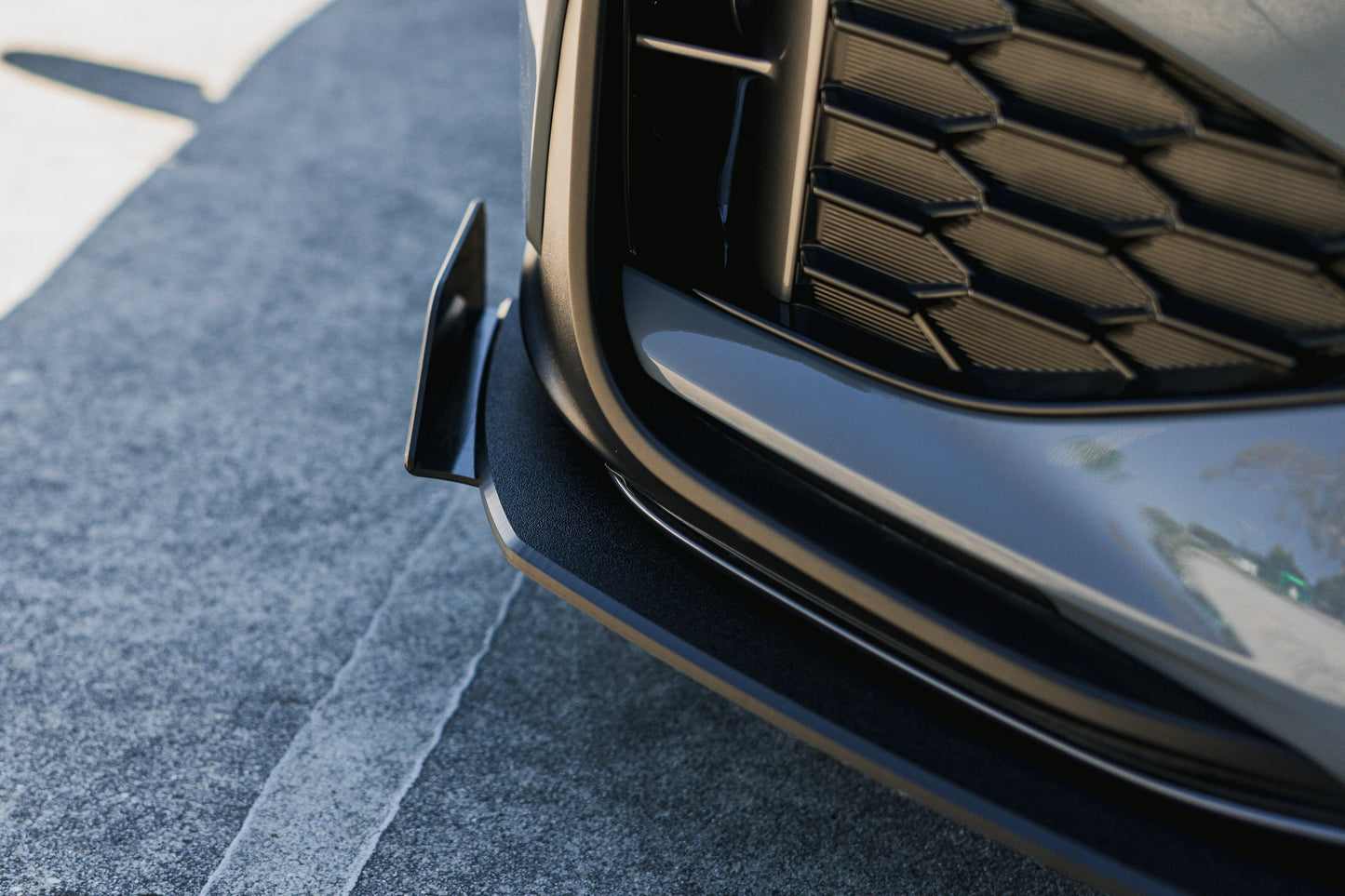 Flow Designs i30N-Line Hatch PDe.V6 FL 2024+ Front Lip Splitter & Reinforcement Brackets