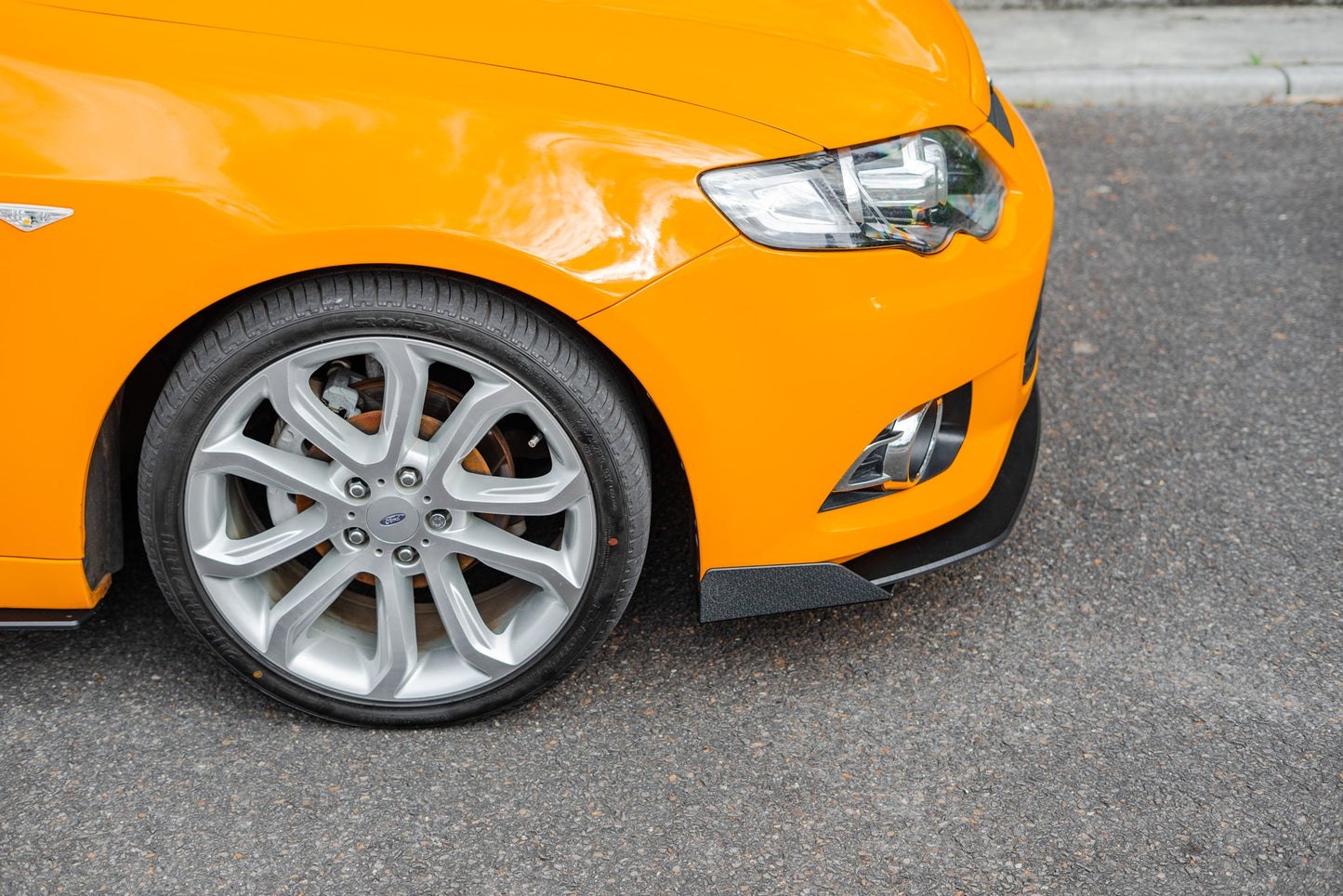 Flow Designs Ford Falcon FG MK2 Front Lip Splitter Winglets (Pair)