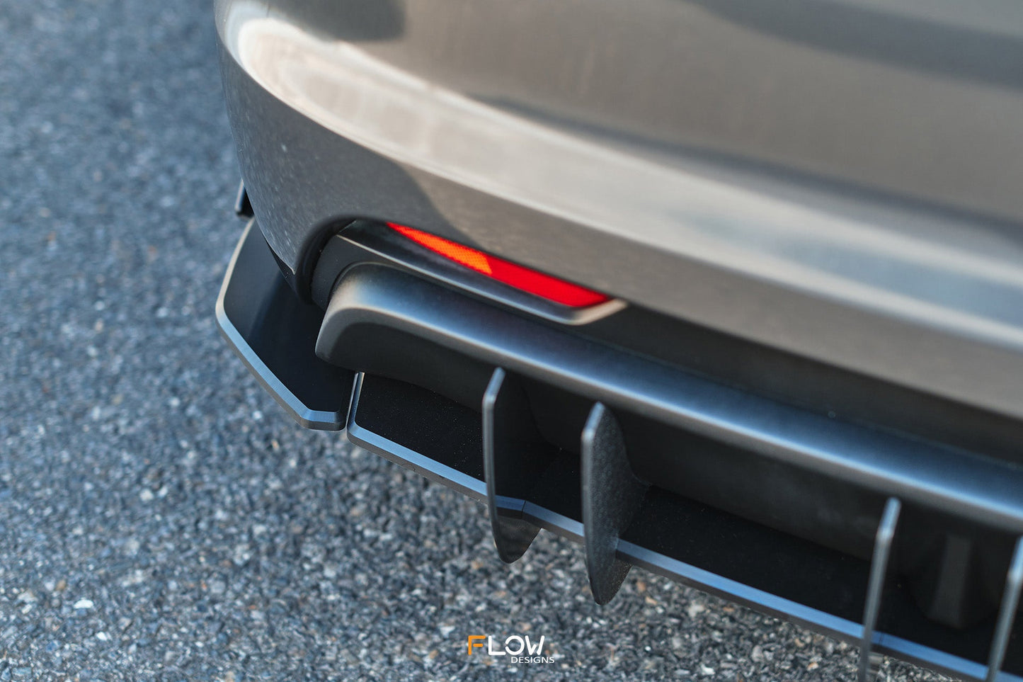 Flow Designs Falcon FGX Flow-Lock Rear Diffuser (GLOSS)