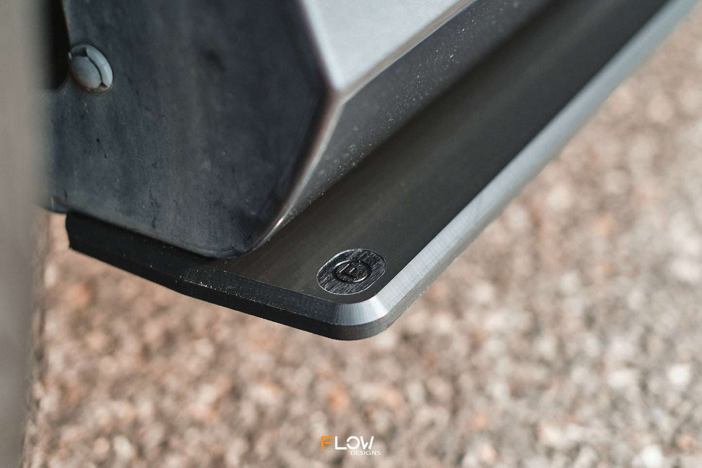 Flow Designs Falcon FGX Side Skirt Splitters (GLOSS: Pair)