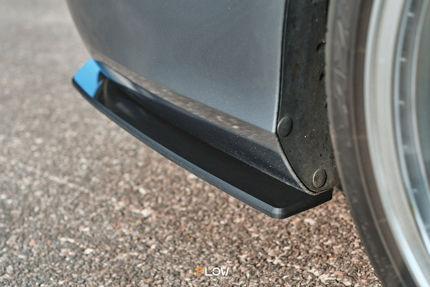 Flow Designs Falcon FGX Rear Spats (GLOSS; Pair)