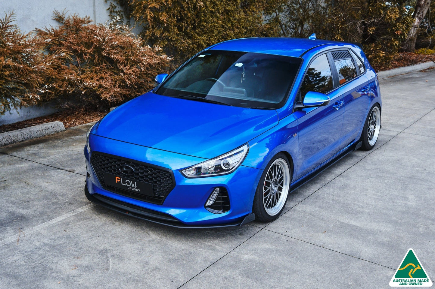 Flow Designs DEMO STOCK - i30 SR Hatch (2017-2018) Front Lip Splitter & Mounting Brace - GLOSS BLACK