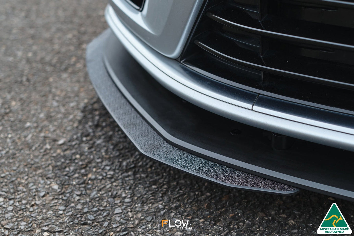 Flow Designs EX-DISPLAY -DISCONTINUED SANDED MATTE FINISH - MK7 Golf R (EU/AU) Chassis Mounted Front Lip Splitter V3